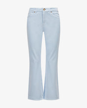 Load image into Gallery viewer, Seductive Claire Kick Jeans in Light Blue