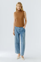 Load image into Gallery viewer, Oui Sleeveless Turtleneck in Camel