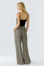 Load image into Gallery viewer, Oui Trousers in Light Stone