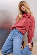 Load image into Gallery viewer, Oui Patch Pocket Jeans in Blue