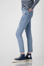 Load image into Gallery viewer, Monari Jeans with Embellishment