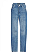 Load image into Gallery viewer, Marc Aurel Slight Barrel Jean in Blue