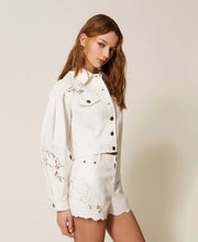 Load image into Gallery viewer, Twinset Denim Jacket with Embroidery in White