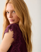 Load image into Gallery viewer, Summum Sleeveless Top with Lace in Plum
