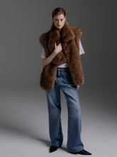 Load image into Gallery viewer, Molliolli Etoil Collar Faux Fur Vest in Wild Brown