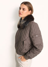Load image into Gallery viewer, Riani Quilted Jacket in Ash