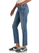 Load image into Gallery viewer, Kut From The Kloth Reese Fab Ab Ankle Straight Jeans in Major
