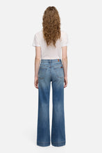 Load image into Gallery viewer, 7 For All Mankind Modern Dojo Tailorless Jeans in Faded Echo