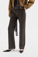 Load image into Gallery viewer, 7 For All Mankind Calie Straight in Brown Coated Denim