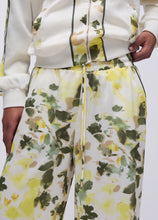 Load image into Gallery viewer, LIJ JO Printed Satin Trousers
