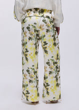 Load image into Gallery viewer, LIJ JO Printed Satin Trousers
