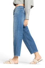 Load image into Gallery viewer, Cambio Elin Jeans in Medium Authentic Used