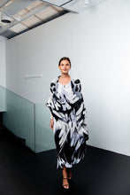 Load image into Gallery viewer, Alquema Collare Coat in Lyrics