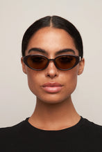 Load image into Gallery viewer, Otra Greta Sunglasses in Dark Chocolate/Brown