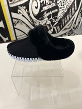 Load image into Gallery viewer, Ilse Jacobsen Tulip Faux Fur Slippers in Black