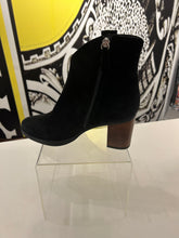 Load image into Gallery viewer, David Tyler Suede Boots in Black