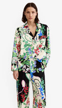 Load image into Gallery viewer, Smythe Blouse in Graphic Botanical