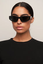 Load image into Gallery viewer, Otra Raci Sunglasses in Black/Smoke