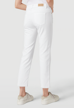 Load image into Gallery viewer, Seductive Claire Cropped Jean in White
