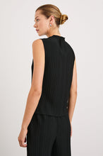 Load image into Gallery viewer, Rails Trea Top in Black