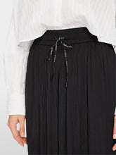 Load image into Gallery viewer, Marc Cain Wolin Pleated Pant in Black