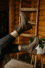 Load image into Gallery viewer, Chinese Laundry Newz Boots in Distressed Taupe