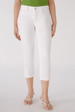Load image into Gallery viewer, Oui Capri Pants in White

