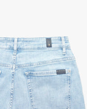 Load image into Gallery viewer, 7 For All Mankind Callie Straight Ankle Jeans in Dewdrop
