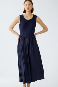 Oui Sleeveless Dress in Navy