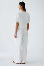Load image into Gallery viewer, Oui Short Sleeve Linen Top in Optic White
