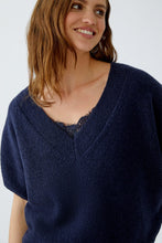Load image into Gallery viewer, Oui Sleeveless Vest in Navy
