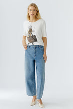 Load image into Gallery viewer, Oui Graphic T-Shirt in Cloud Dancer
