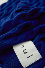 Load image into Gallery viewer, Oui Cotton Cableknit Scarf in Royal Blue
