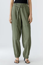 Load image into Gallery viewer, Oui Parachute Pant in Beetle
