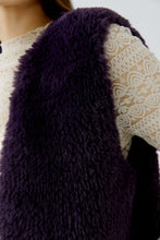 Load image into Gallery viewer, Oui Faux Fur Vest in Mysterioso
