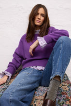Load image into Gallery viewer, Oui Ruffle Sleeve Blouse in White Violet
