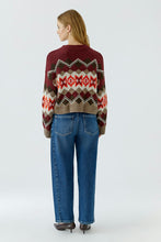 Load image into Gallery viewer, Oui Knitted Diamond Pattern Sweater in Dark Red/Taupe
