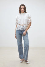 Load image into Gallery viewer, Suncoo Linda Poplin Blouse in White
