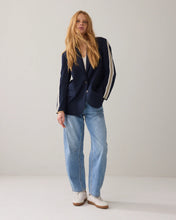 Load image into Gallery viewer, Summum Boyfriend Blazer in Navy
