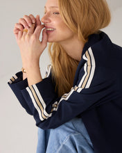 Load image into Gallery viewer, Summum Boyfriend Blazer in Navy
