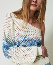 Load image into Gallery viewer, Twinset One-Shoulder Sweater in Ivory/Blue
