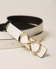 Load image into Gallery viewer, Twinset Reversible Belt in Black/Parchment Beige
