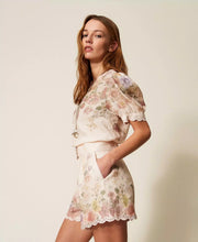 Load image into Gallery viewer, Twinset Linen Floral Shorts in Wildflower Pastel
