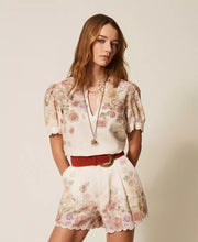Load image into Gallery viewer, Twinset Linen Floral Shorts in Wildflower Pastel

