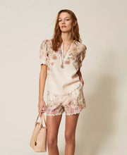 Load image into Gallery viewer, Twinset Linen Floral Blouse in Wildflower Pastel Print
