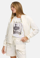 Load image into Gallery viewer, Catnoir Sporty Jacket in Beige
