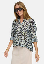 Load image into Gallery viewer, Catnoir Printed V-Neck Blouse
