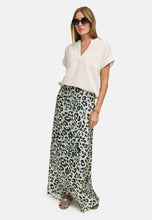 Load image into Gallery viewer, Catnoir Skirt in Yellow Leo Print
