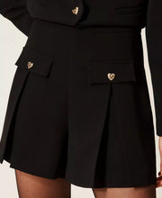 Load image into Gallery viewer, Twinset Crêpe Shorts with Heart-Shaped Buttons
