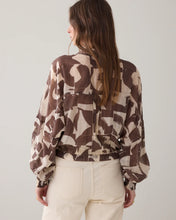 Load image into Gallery viewer, Summum Print Blouse in Brown/Ecru
